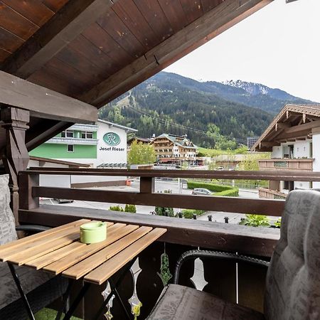 Alpenliving Apartment Mayrhofen Bagian luar foto