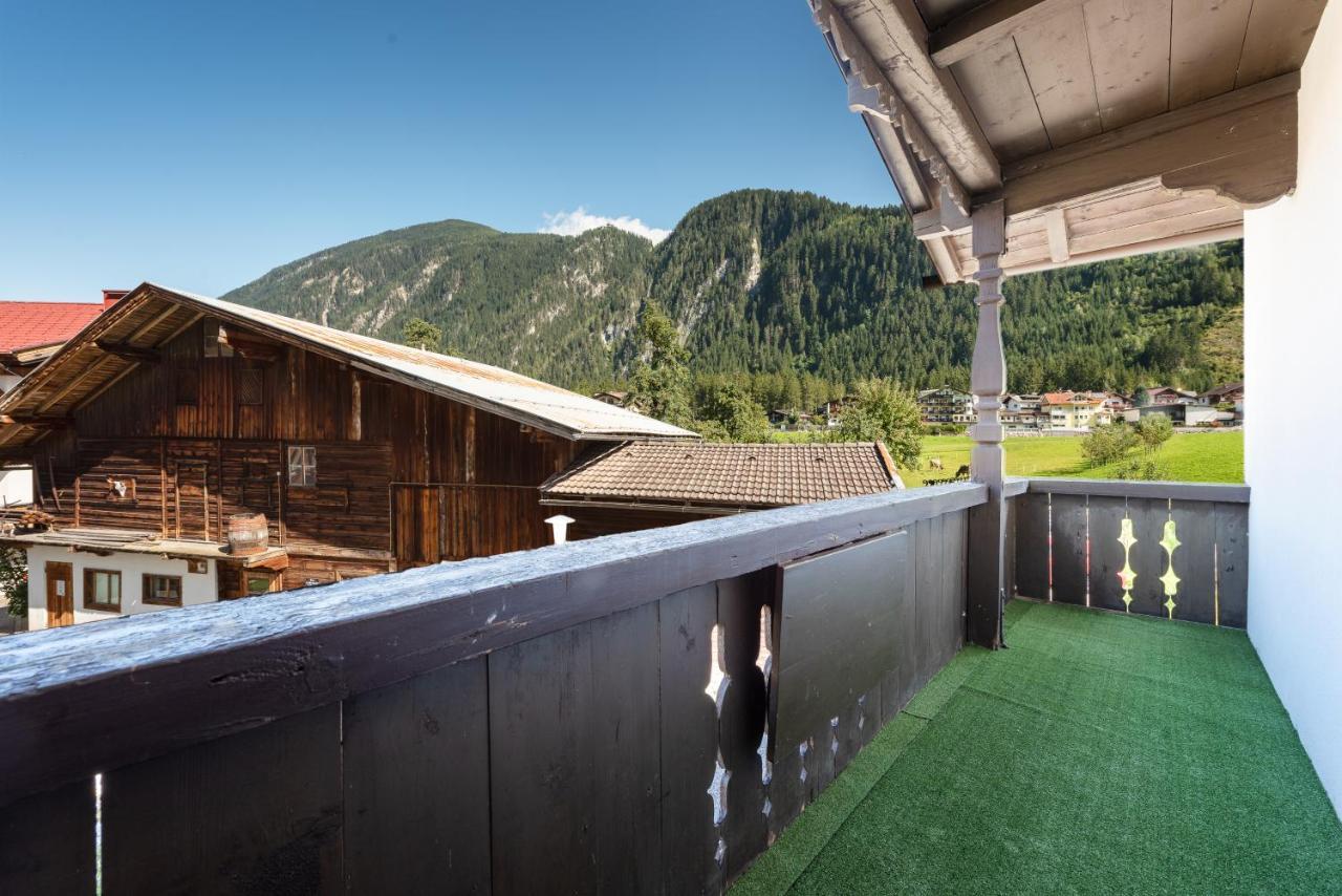 Alpenliving Apartment Mayrhofen Bagian luar foto